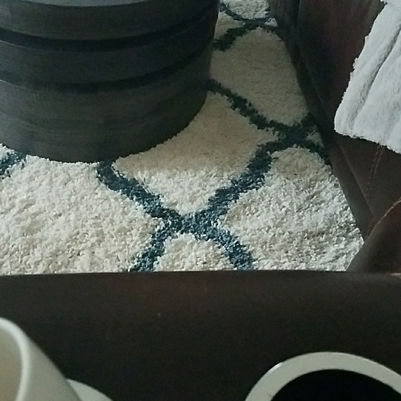 Meet your Posher, Ronda - Picture 1 of 1